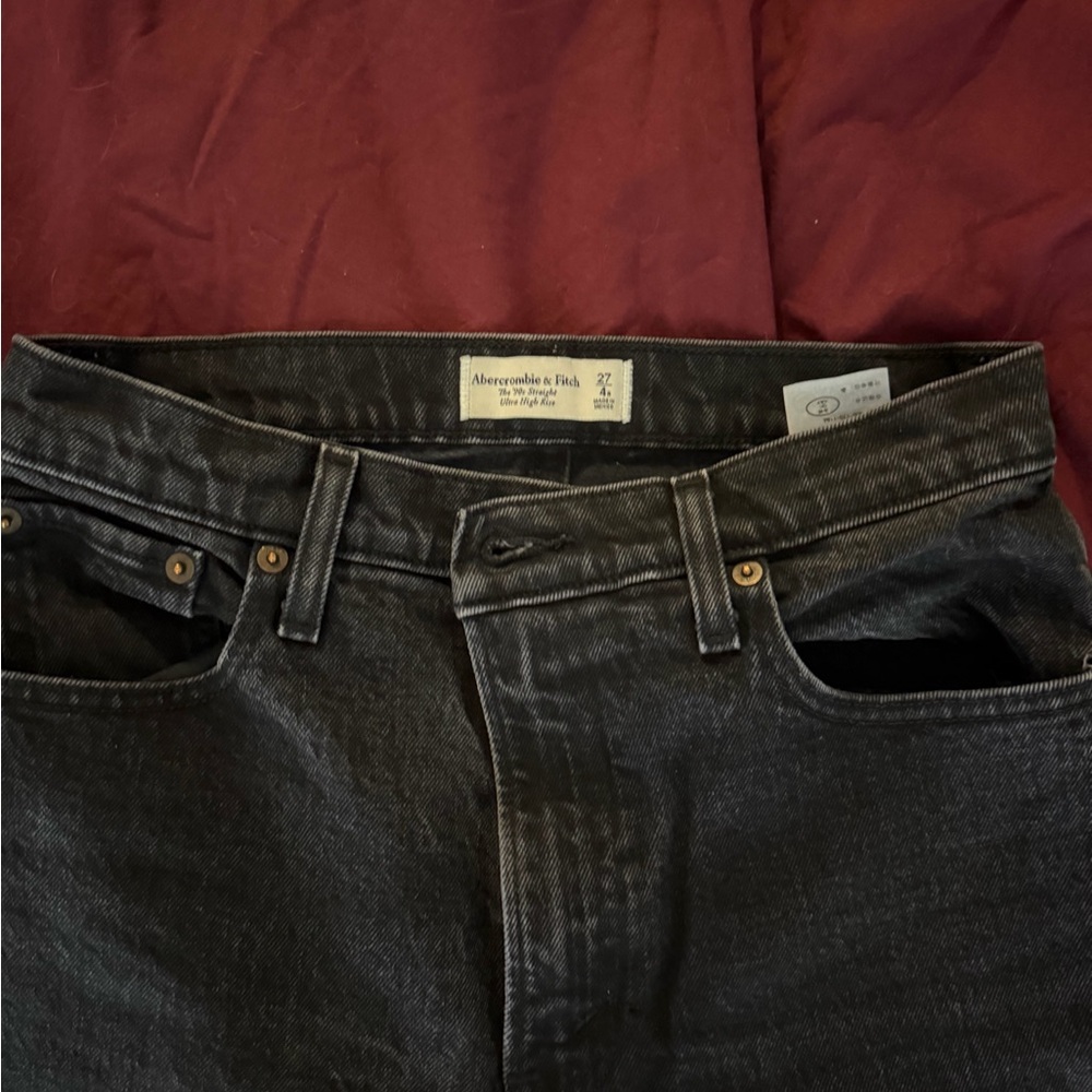 Abercrombie & Fitch Women's Black Relaxed Jeans